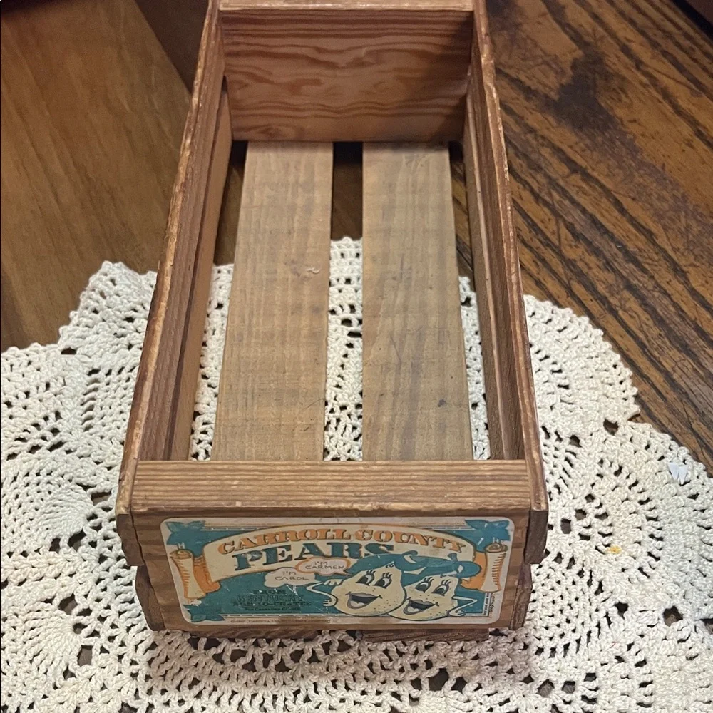 Vintage Wooden Pear Crate from Kentucky 11.5”-5”